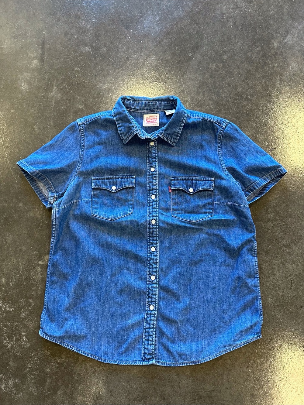 Levi’s woman’s button down
